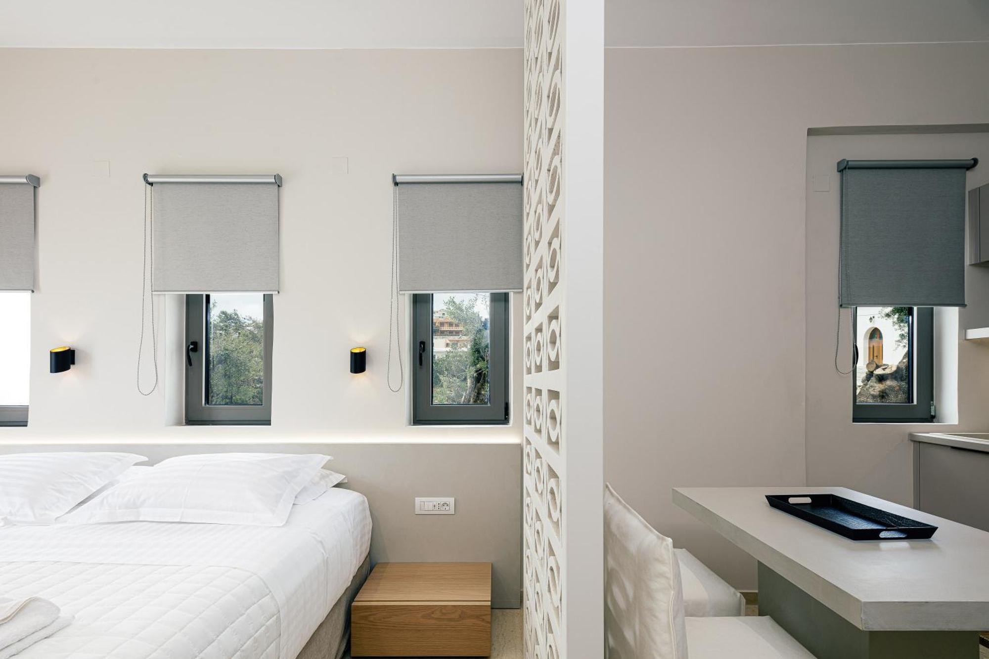 Ariadne Suites Плакиас Экстерьер фото