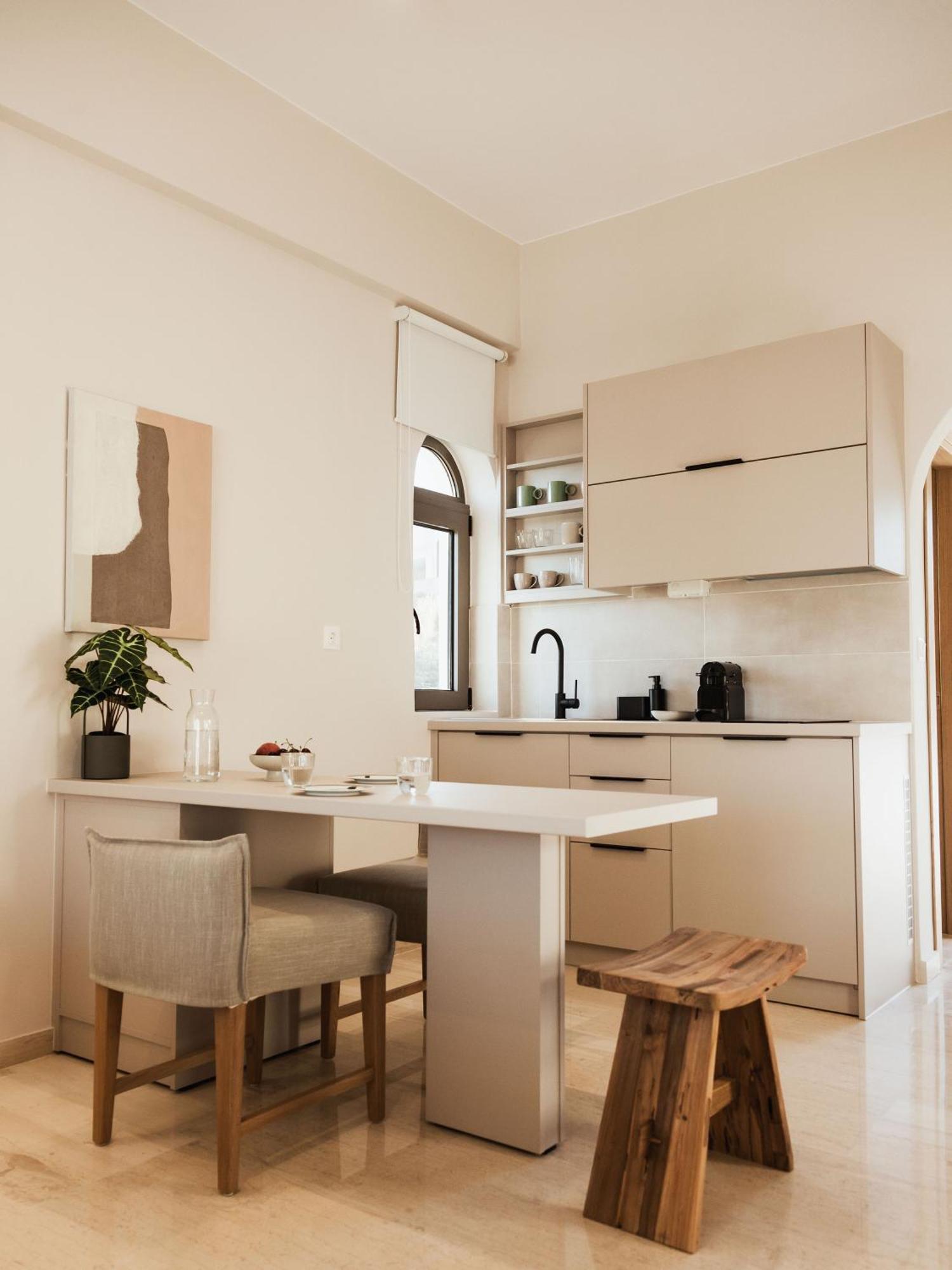 Ariadne Suites Плакиас Номер фото